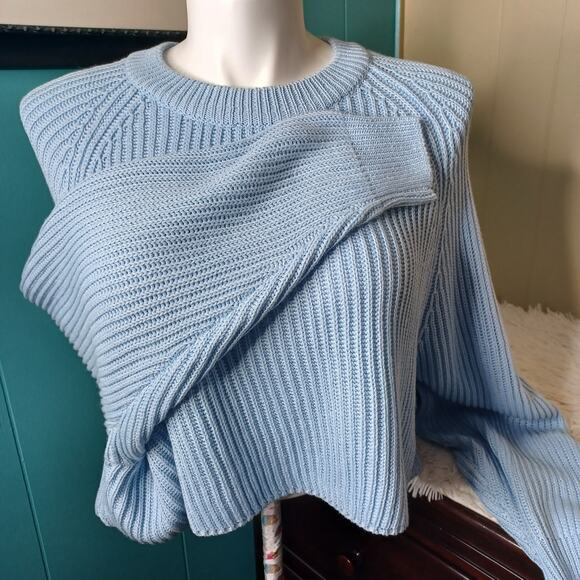 NWT Cotton Candy LA Blue Long Sleeve Boxy Oversize Cropped Knit Sweater Size M/L - Picture 1 of 6
